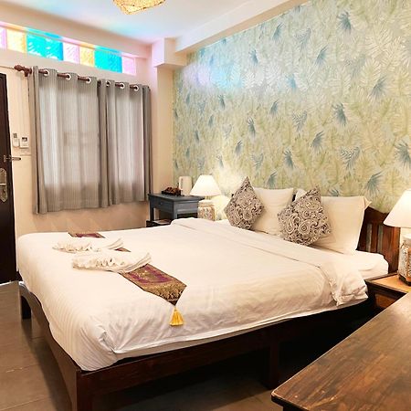 Somwang Boutique Hotel Чиангмай Екстериор снимка