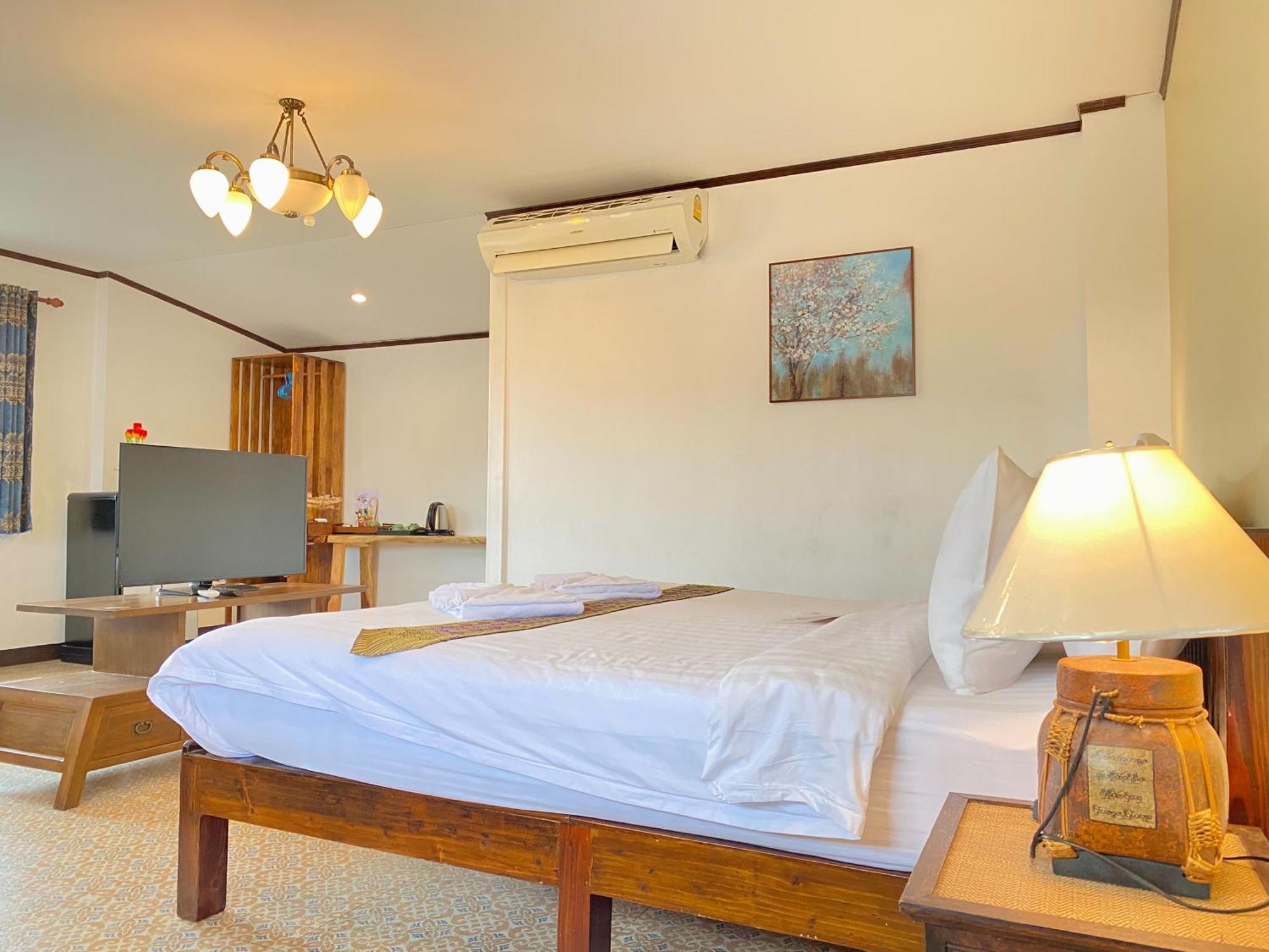 Somwang Boutique Hotel Чиангмай Екстериор снимка
