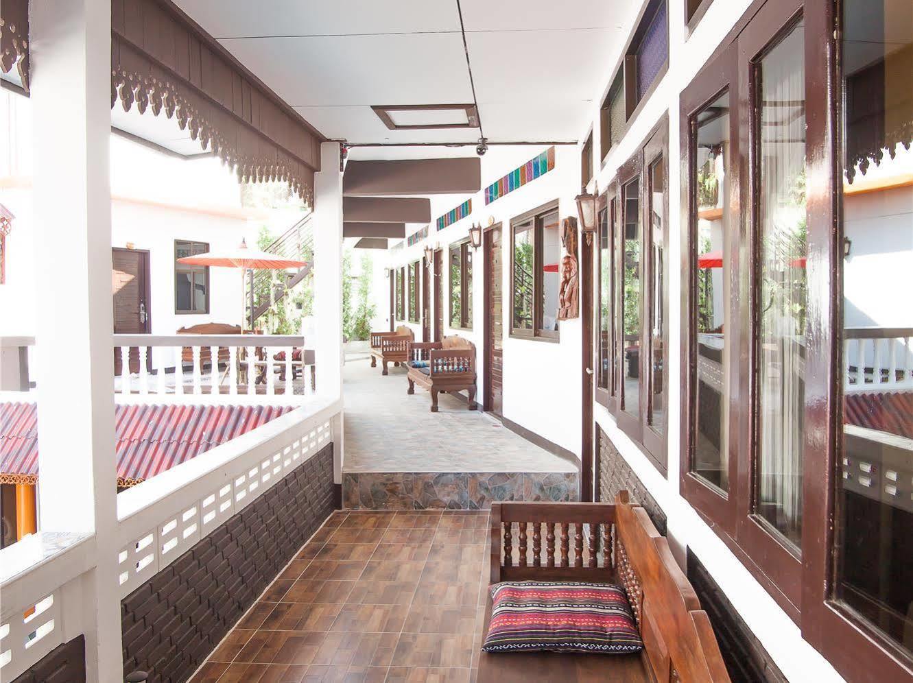 Somwang Boutique Hotel Чиангмай Екстериор снимка