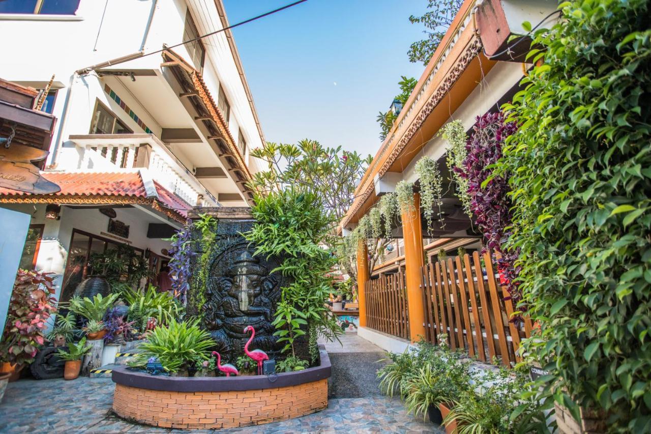 Somwang Boutique Hotel Чиангмай Екстериор снимка